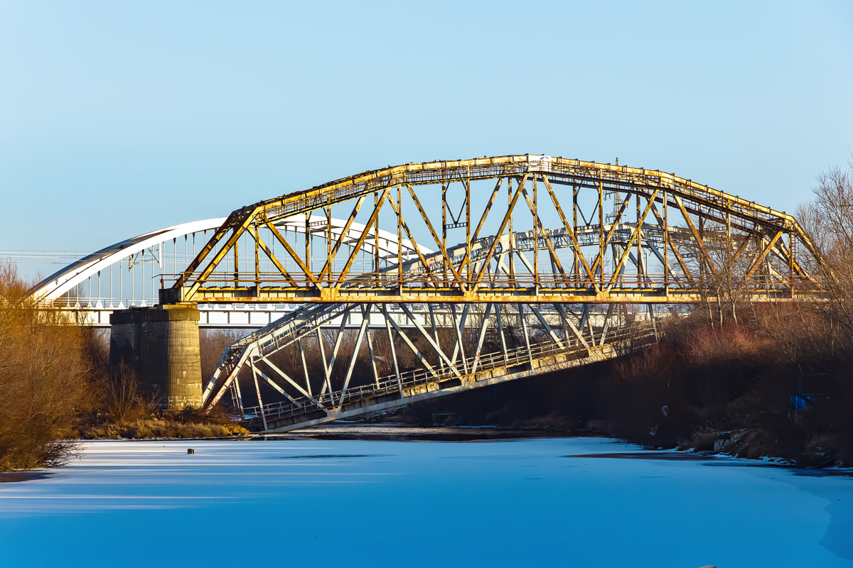 Most kolejowy w Dębicy (1)