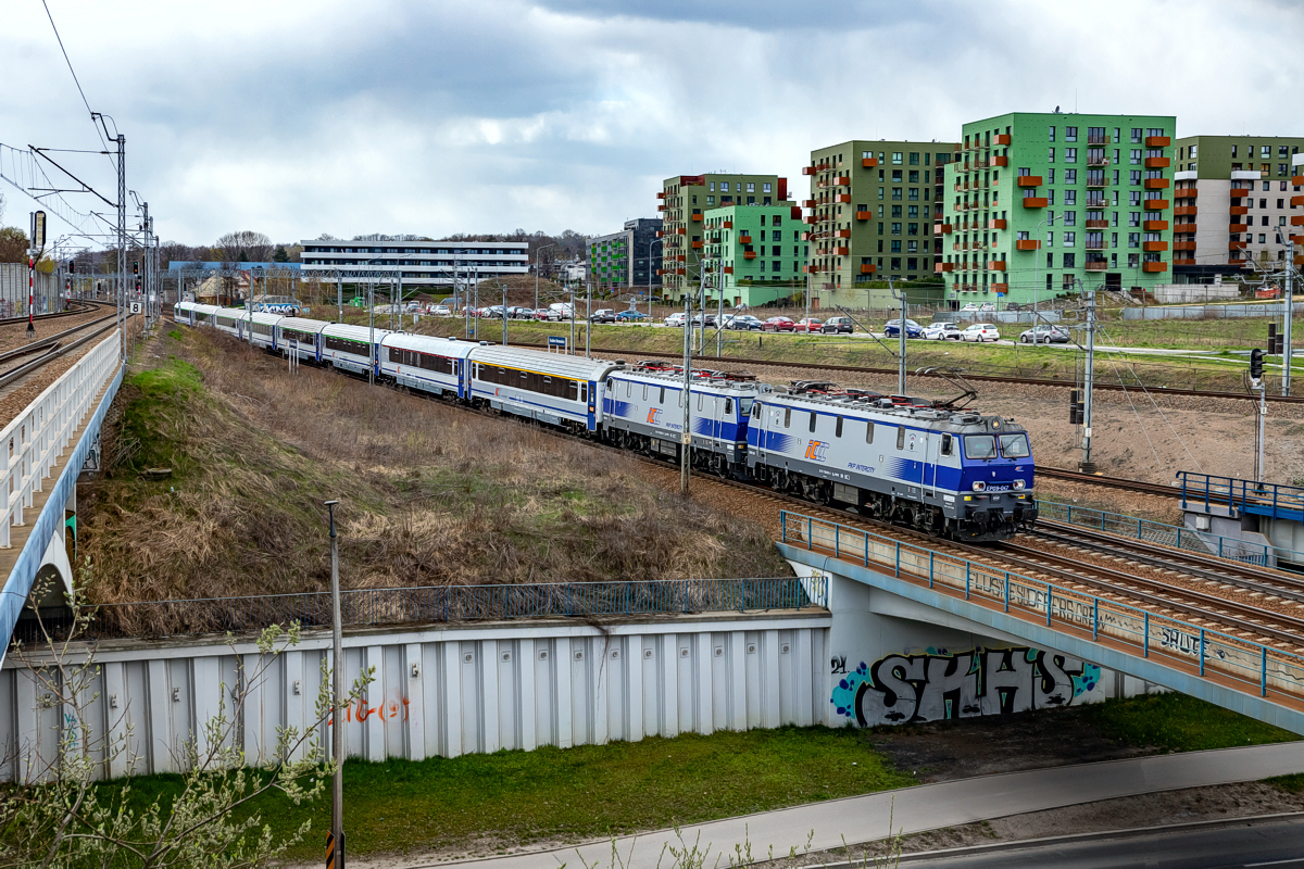 EP09-047+043: Kraków Bronowice