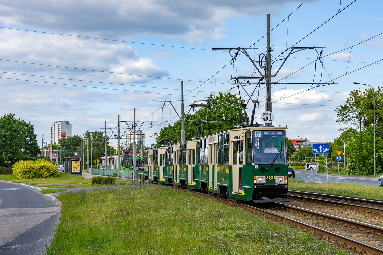 105Na #260+258+259: Poznań, ul. Starołęcka