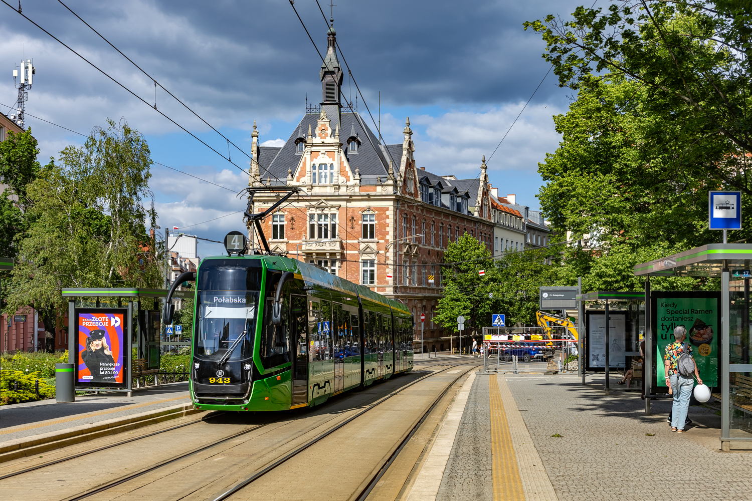 Moderus Gamma LF03 AC BD #943: Poznań, przystanek Plac Ratajskiego