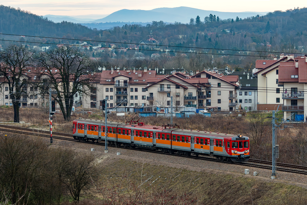 EN57-1170: Kraków Mydlniki - Kraków Mydlniki Wapiennik