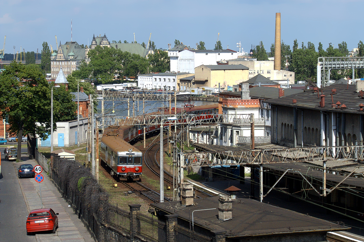 EN57-1539+1779: Szczecin Główny 