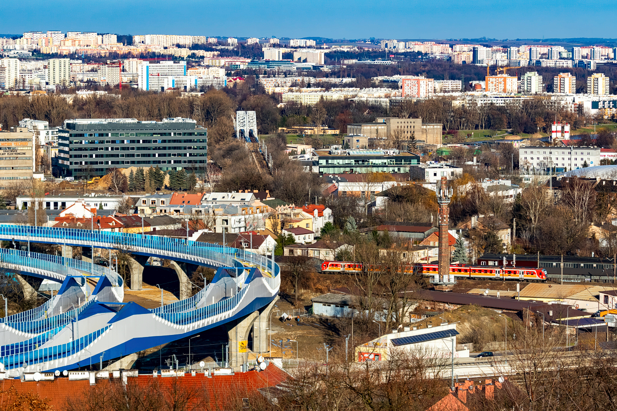 EN57-2013: Kraków Zabłocie - Kraków Płaszów