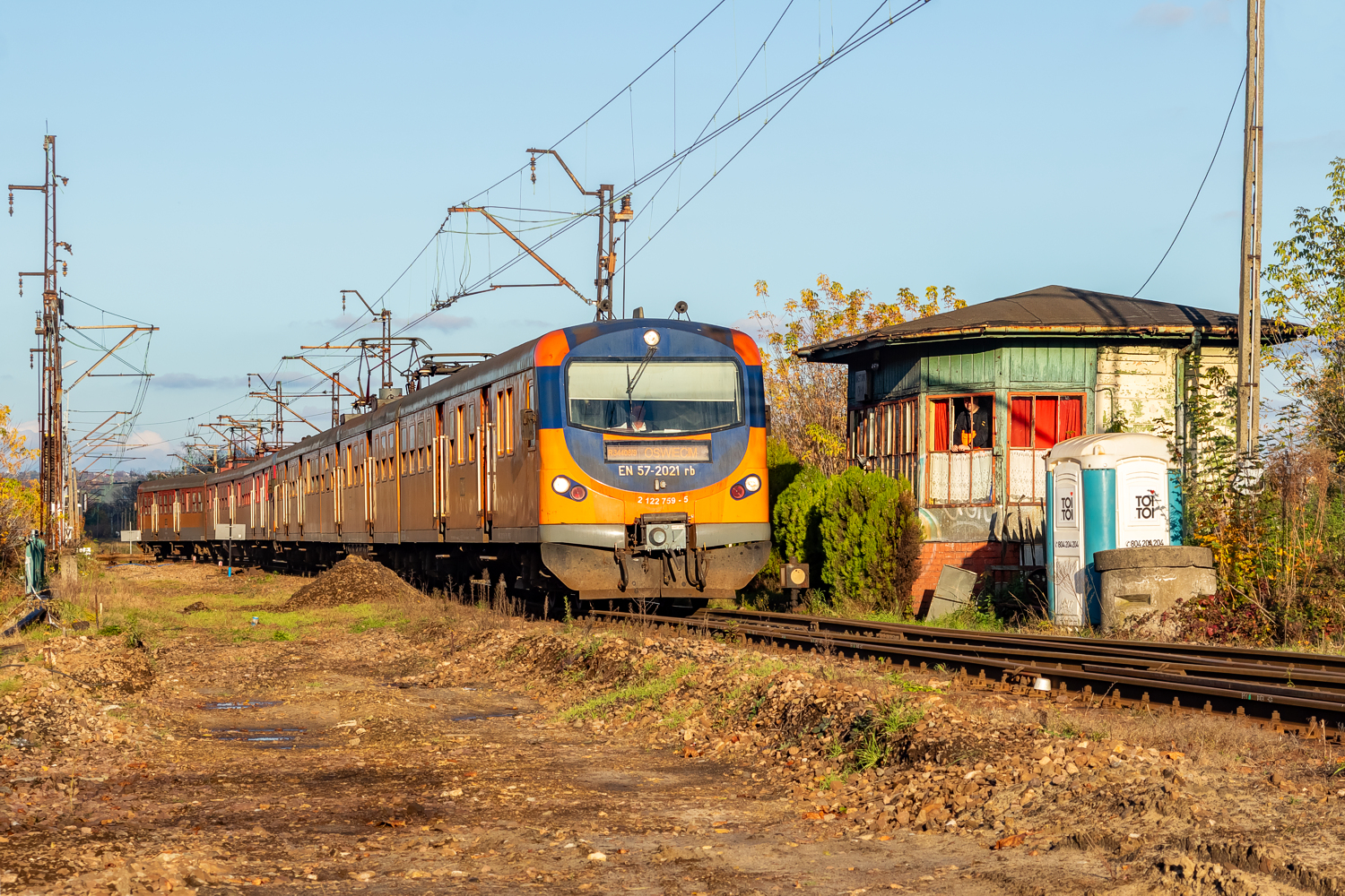 EN57-2021+2029: Chrzanów