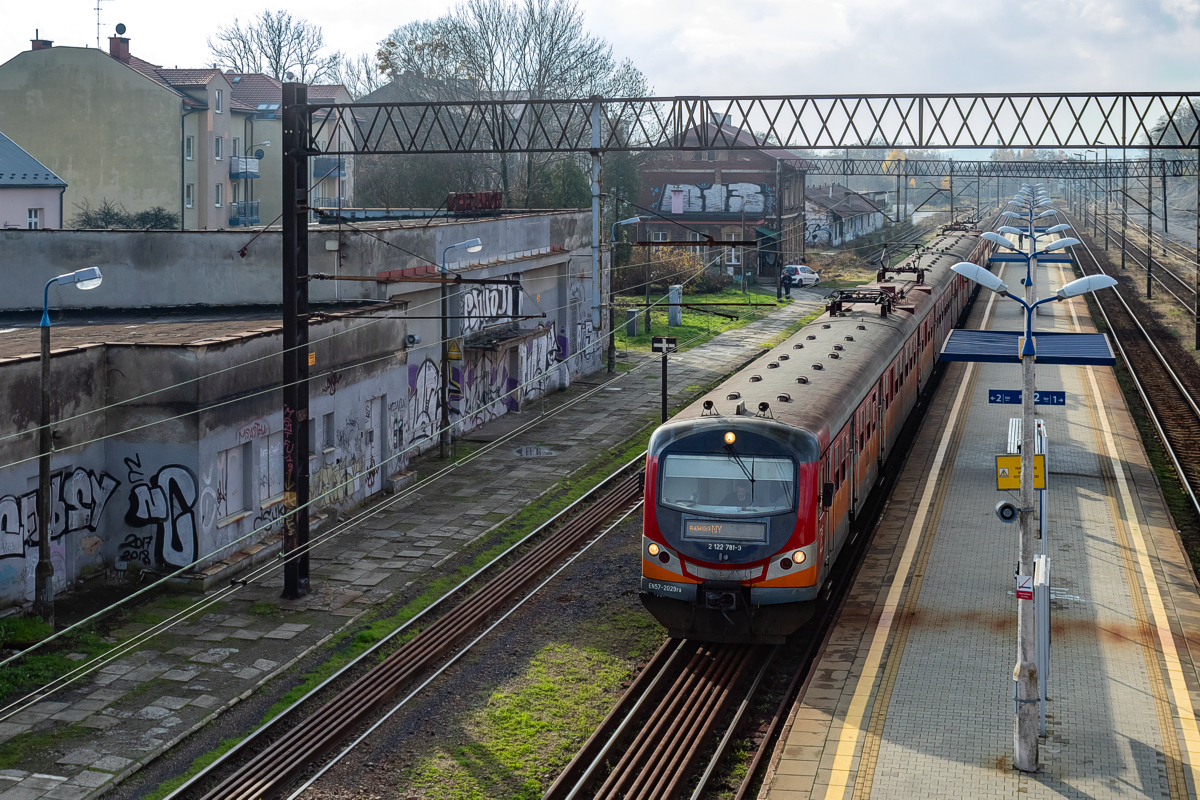 EN57-2029+2033: Chrzanów