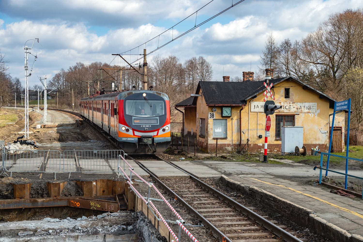 EN57-2055: Jawiszowice Jaźnik