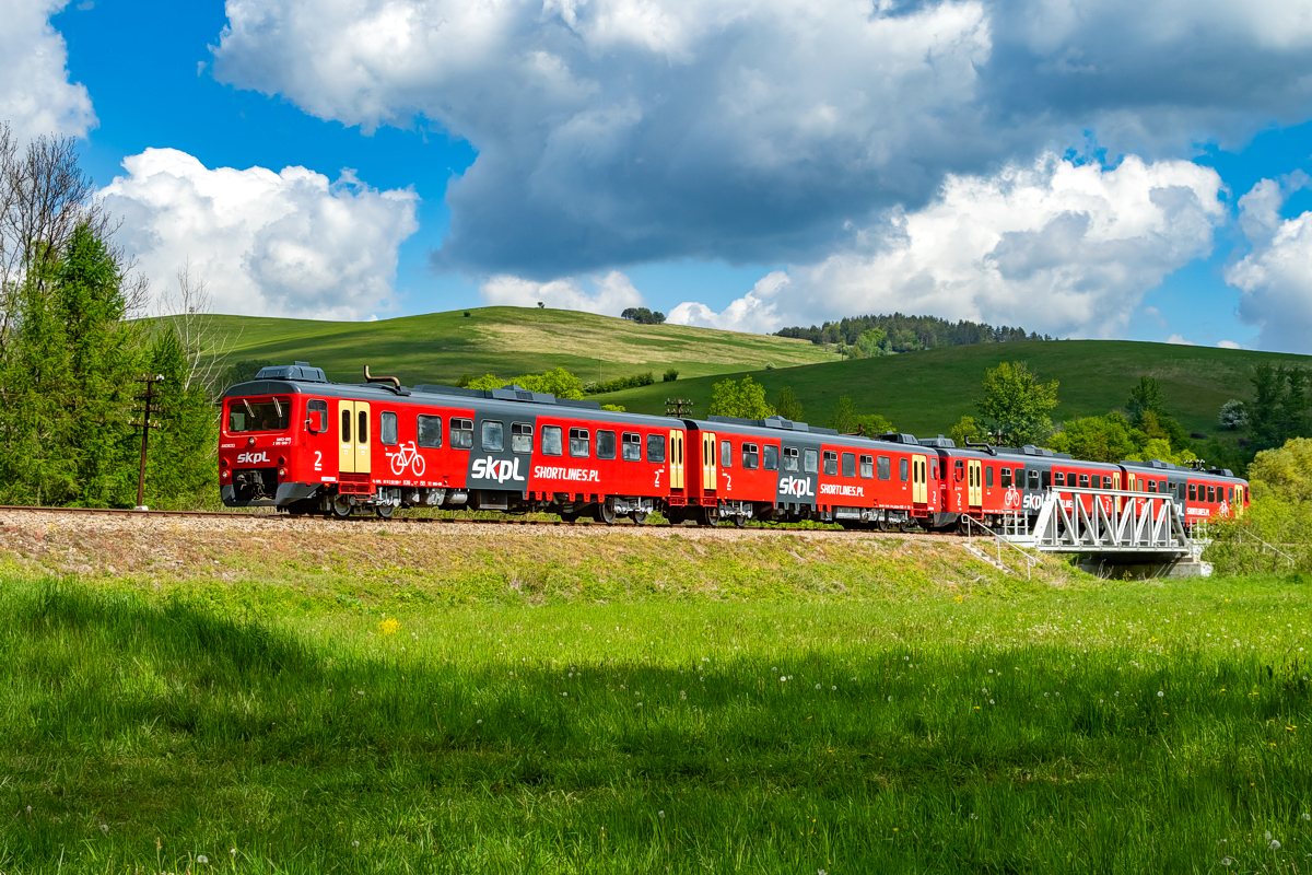 SN83-005+004: Wysoczany - Szczawne Kulaszne