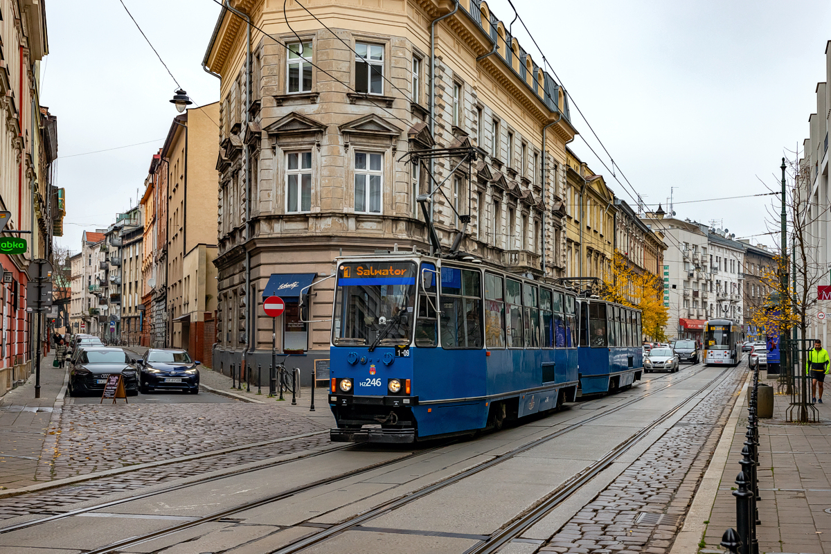 105Na+105NaD #HZ246+HZ247: Kraków, ul. Zwierzyniecka