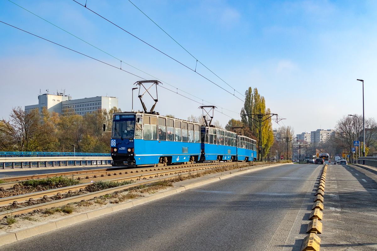 105Na #HZ261+262+263: Kraków, ul. Mikołajczyka