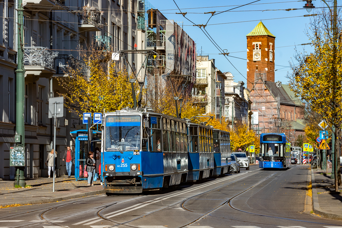 105Na #RZ255+RZ256+RZ257: Kraków, ul. Rakowicka