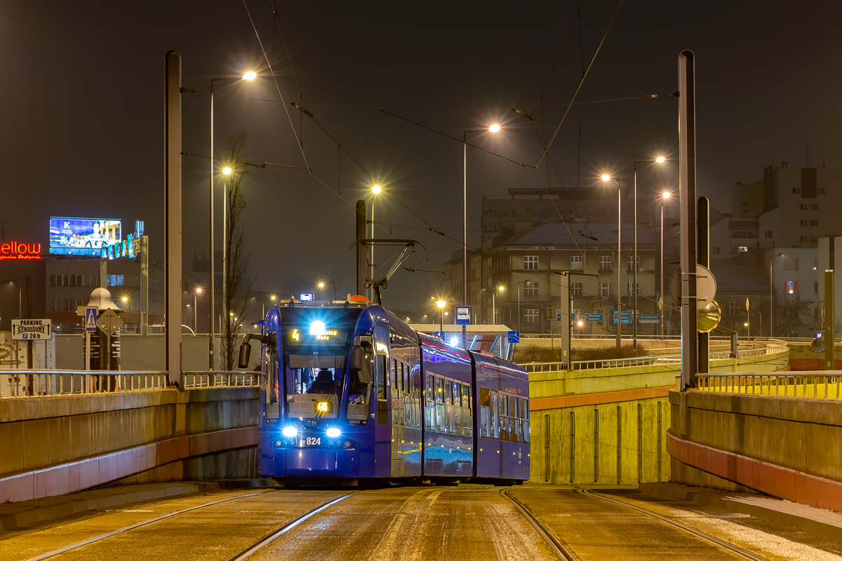 NGT8 #RY824: Kraków, ul. Lubicz