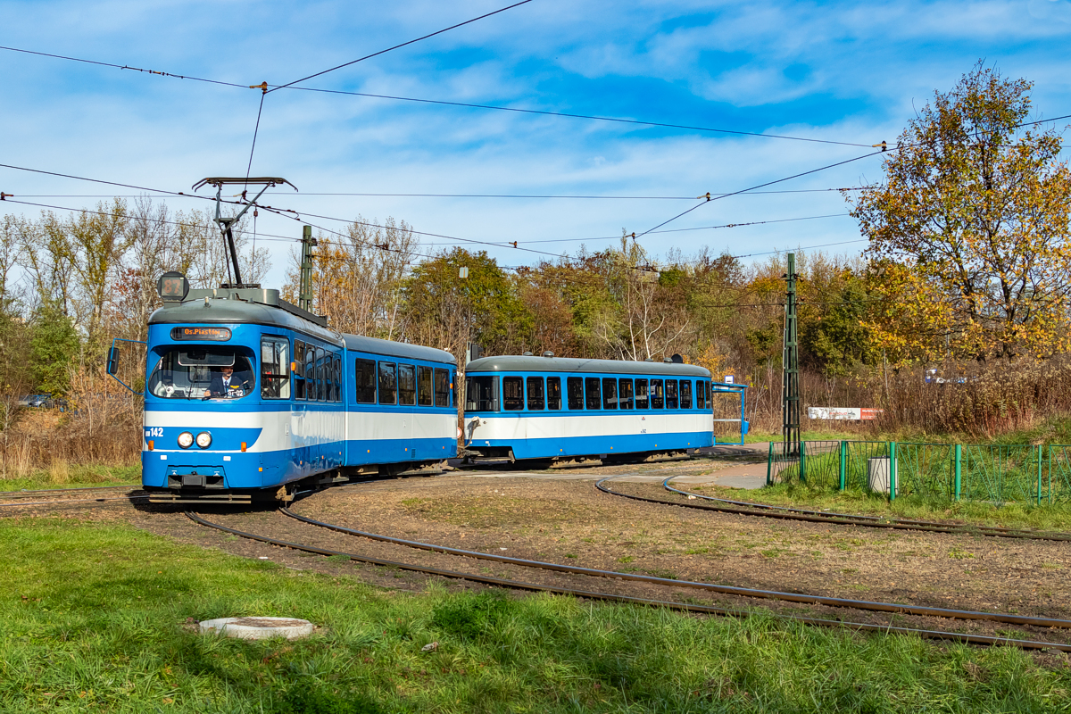 E1 #HW142+c3# HB542: Kraków, przystanek Wiadukty