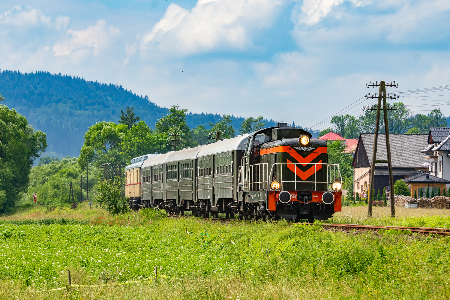 SM42-1031: Raba Niżna - Mszana Dolna Marki