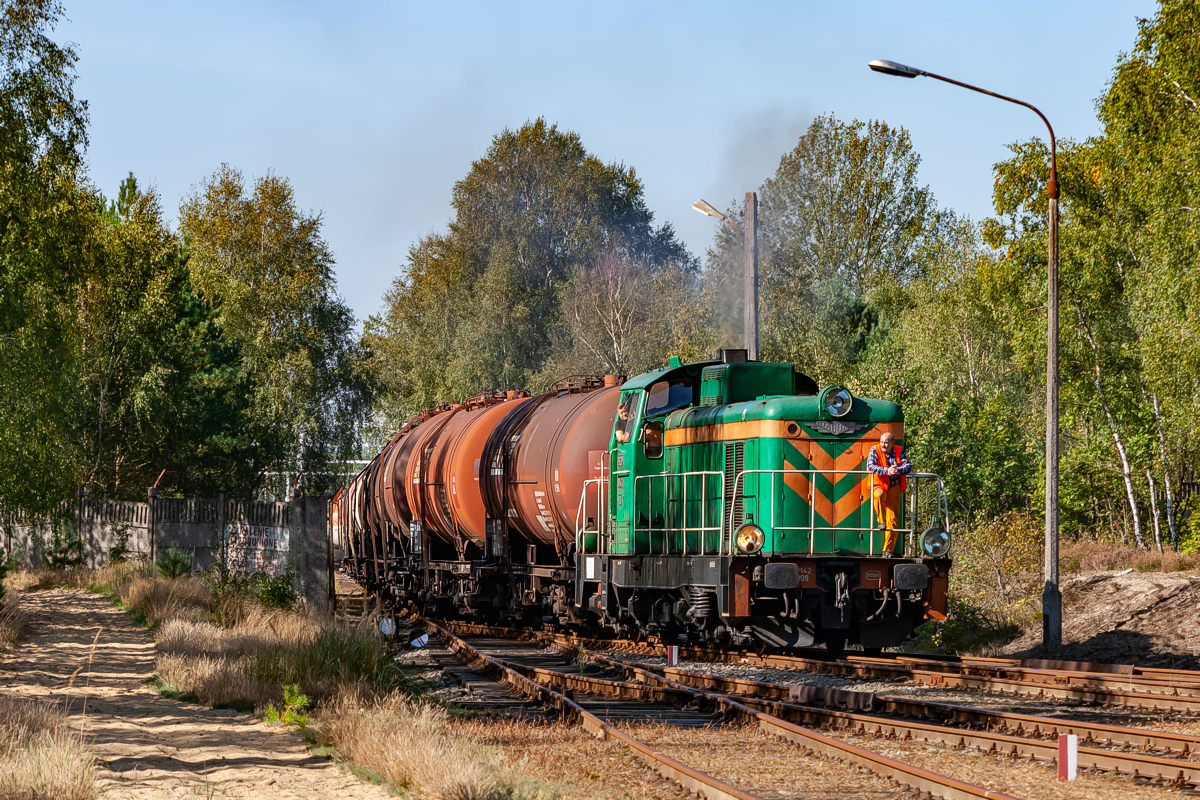 SM42-908: Trzebież Szczeciński Naftobaza