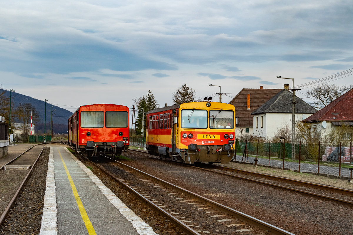 117 318: Tornanádaska