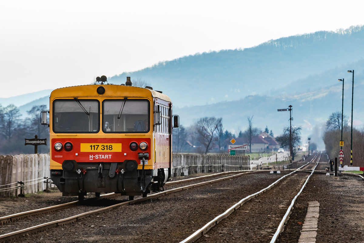 117 318: Tornanádaska
