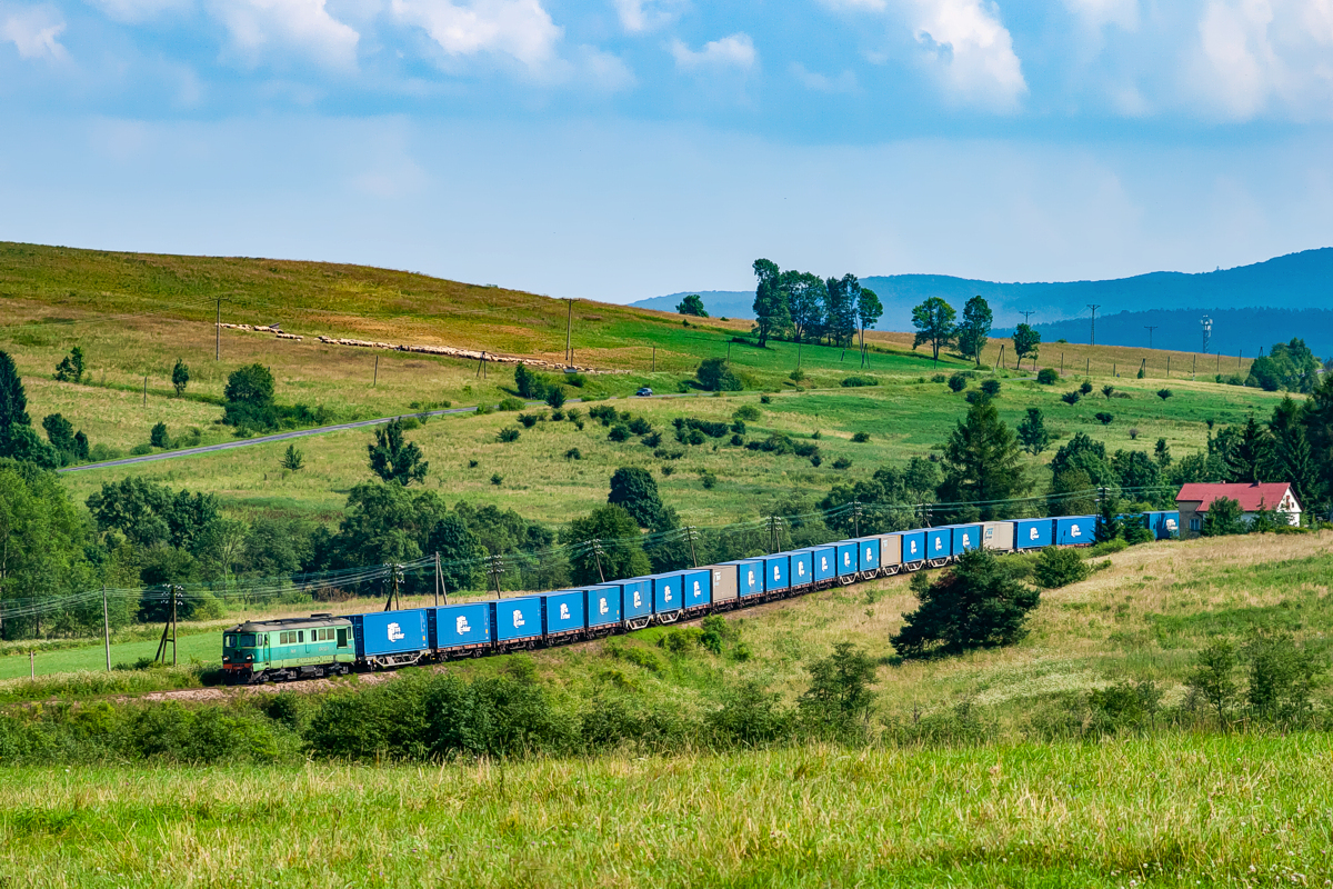 ST43-227: Osławica - Komańcza