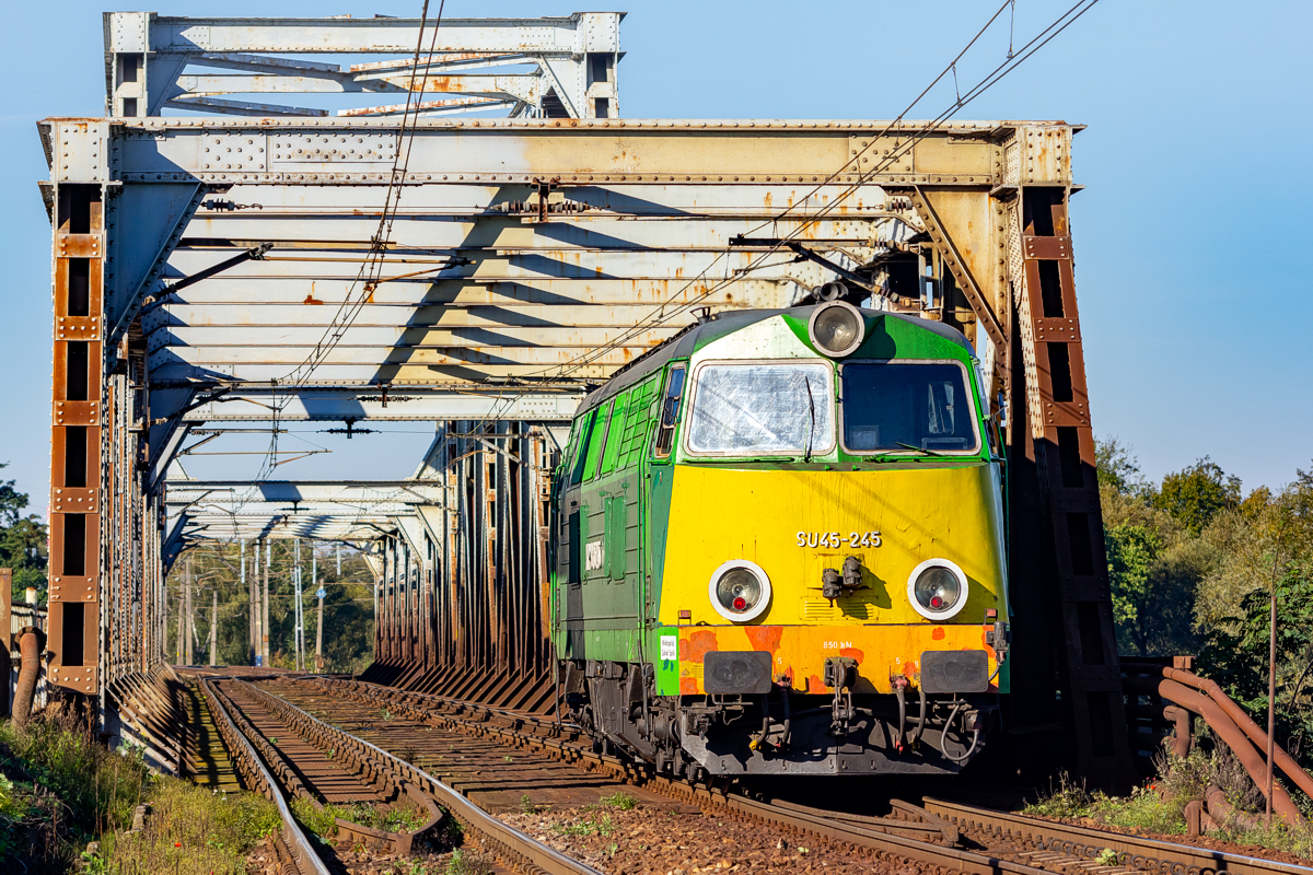 SU45-245: podg. Regalica