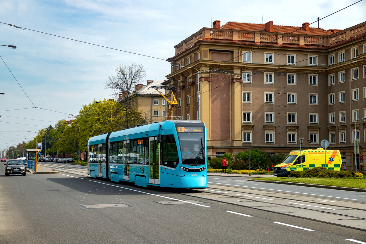 Tango NF2 #1738: Ostrava, ul. 17. listopadu