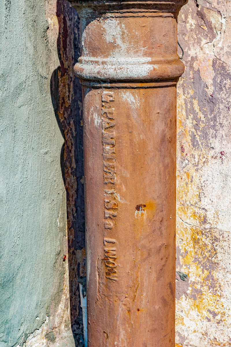 Olesno Tarnowskie - zabytkowa rura