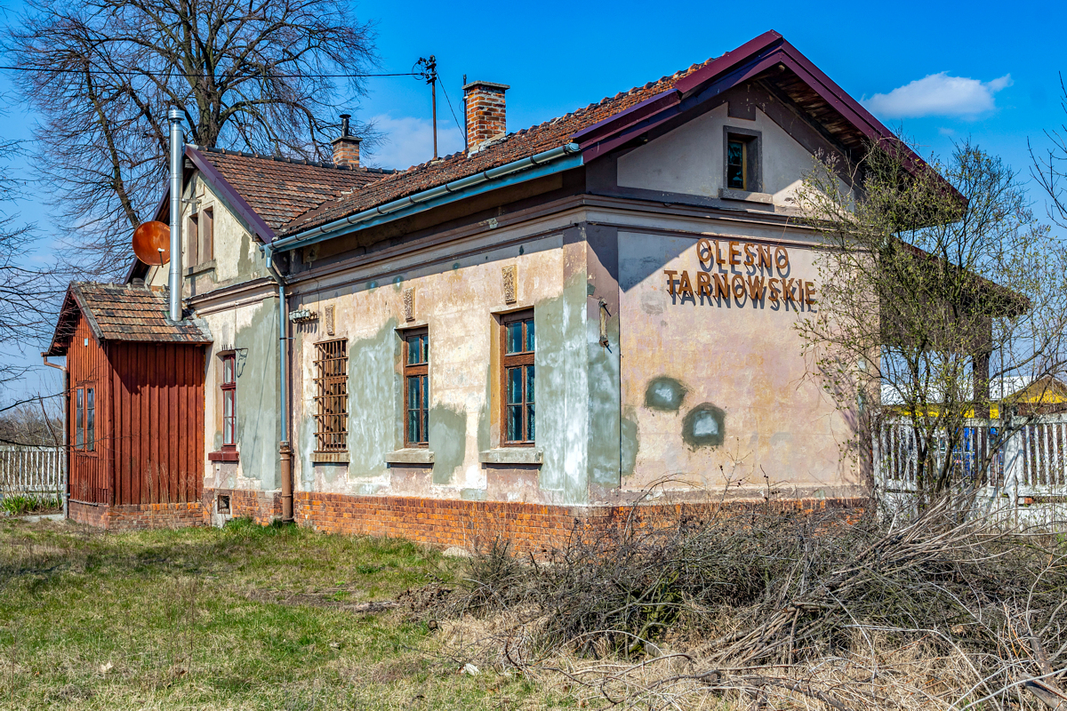 Olesno Tarnowskie - budynek dworca