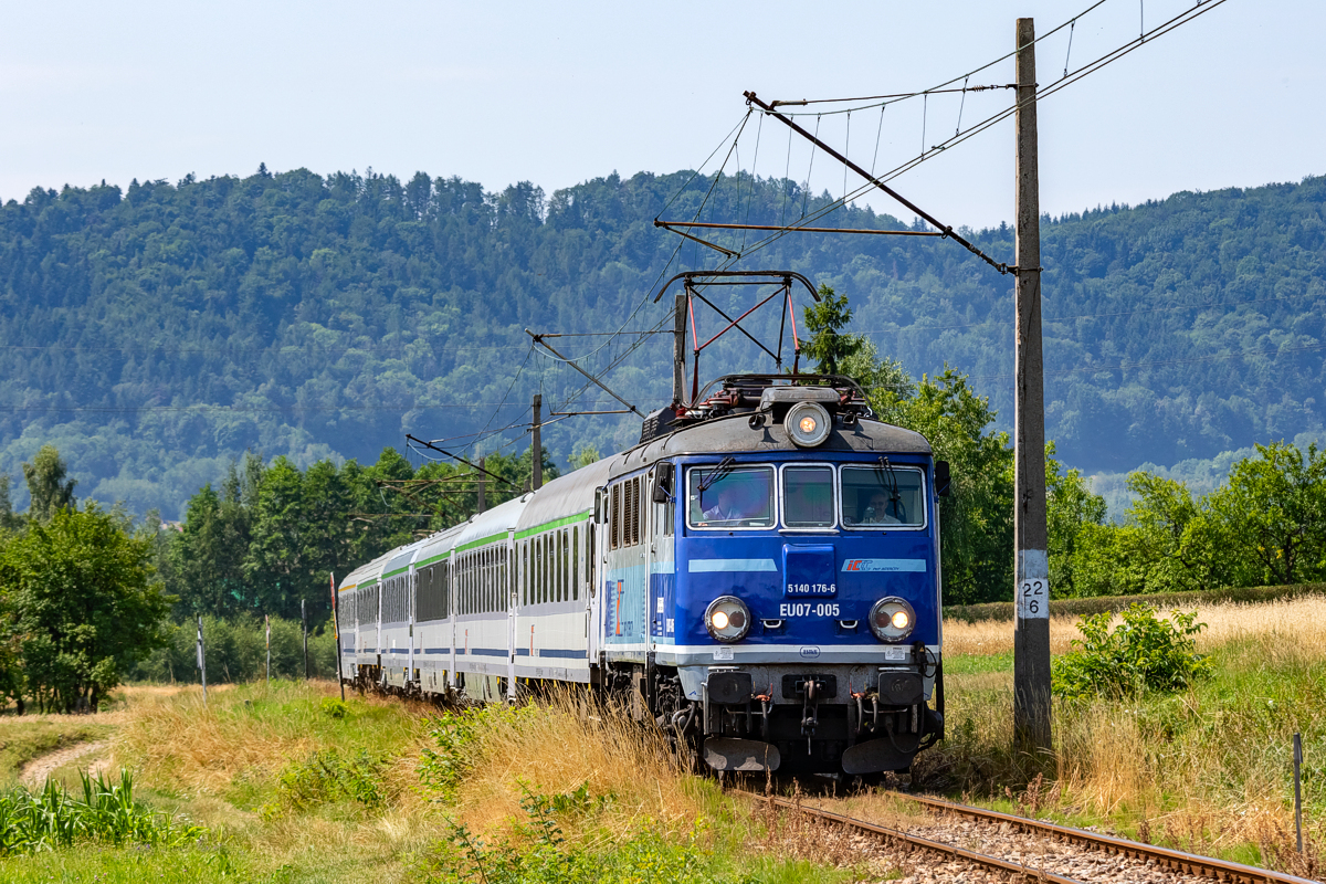 EU07-005: Chocznia Górna - Chocznia