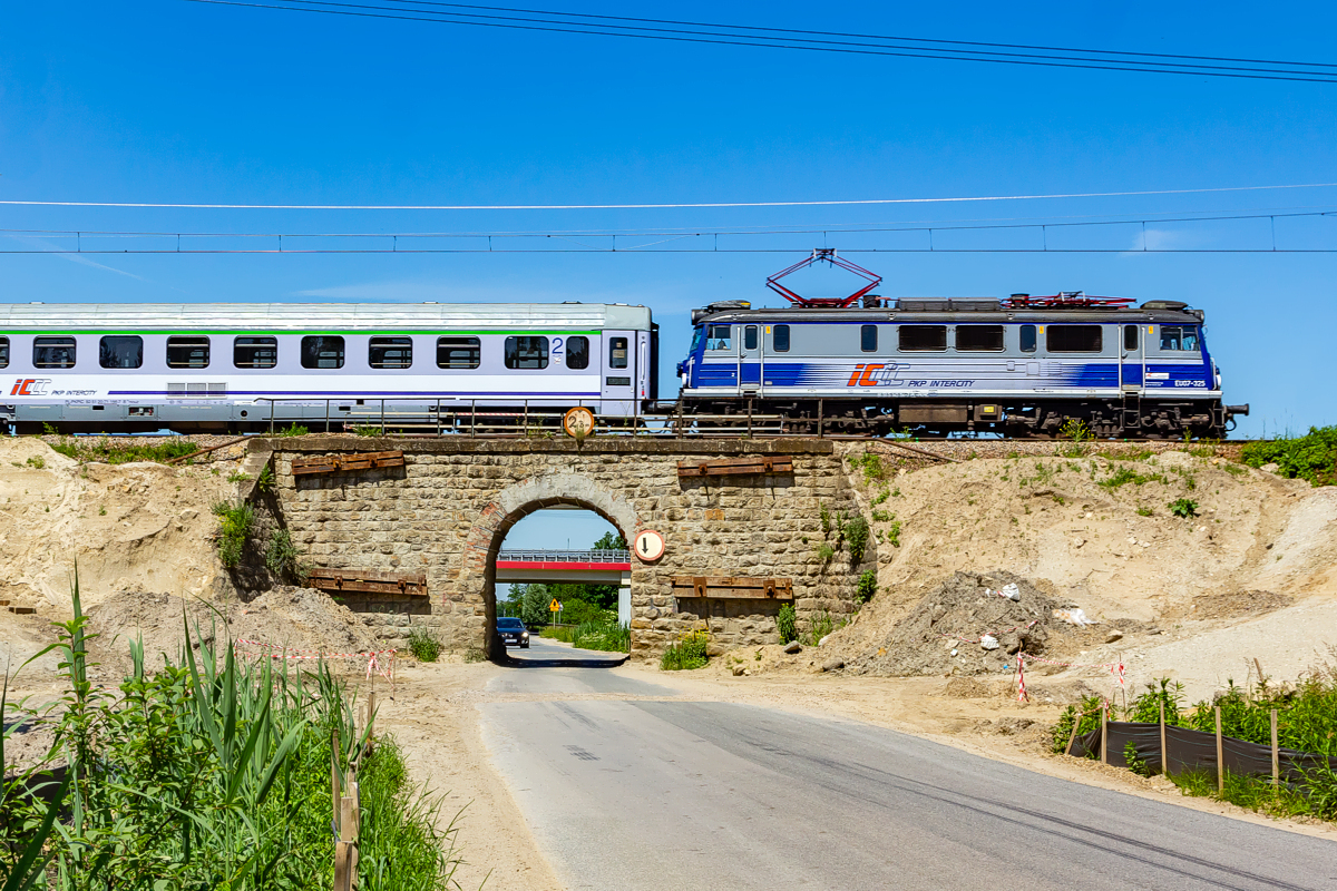 EU07-325: Sterkowiec - Biadoliny