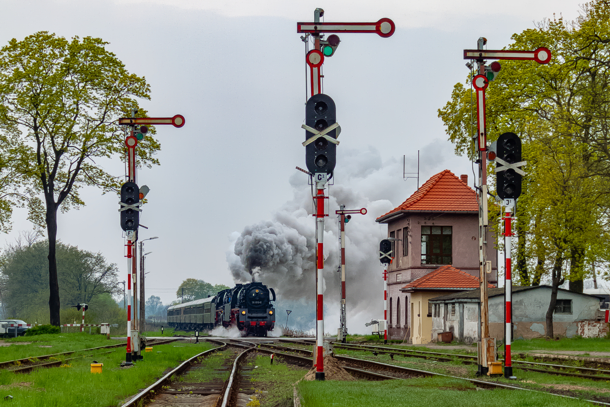 BR35 1019+BR03 2204: Krosno Odrzańskie