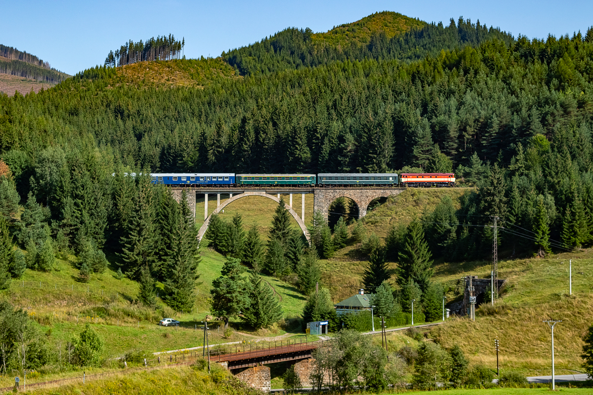 749 281: Vernár - Telgárt penzión