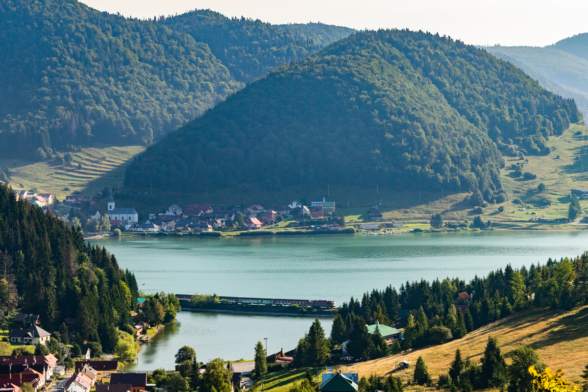 750 300: Stratená - Dedinky