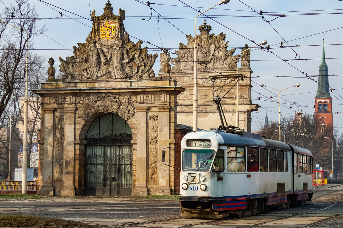 102Na #610: Szczecin, Brama Portowa 