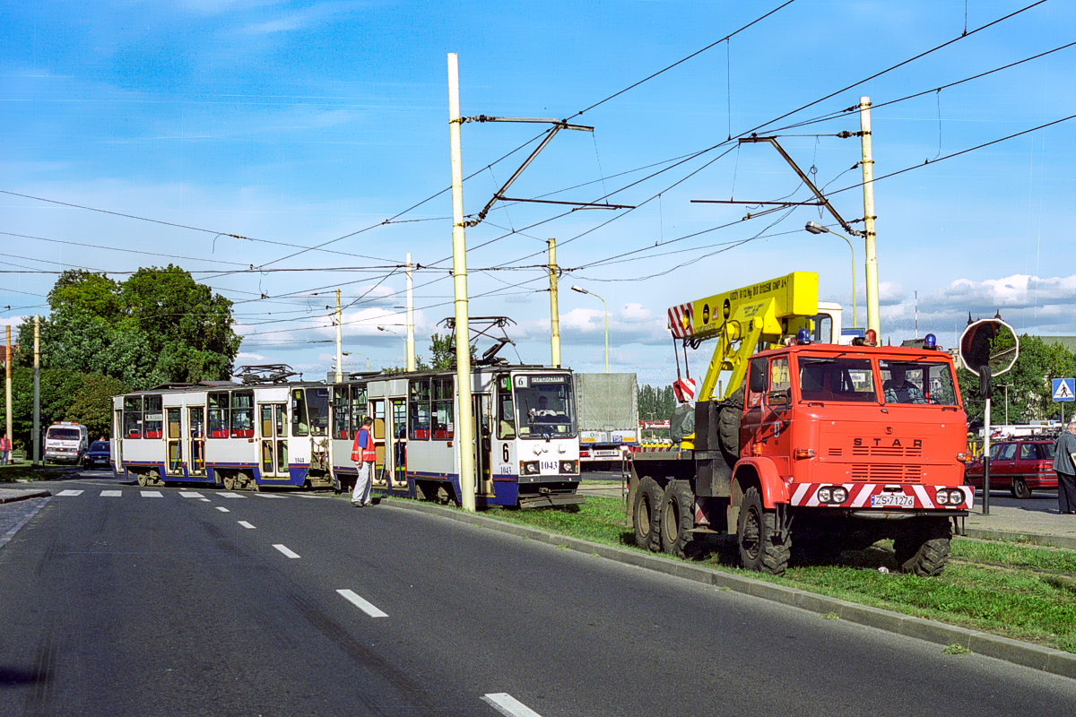 105N #1043+1044: Szczecin, ul. Nabrzeże Wieleckie