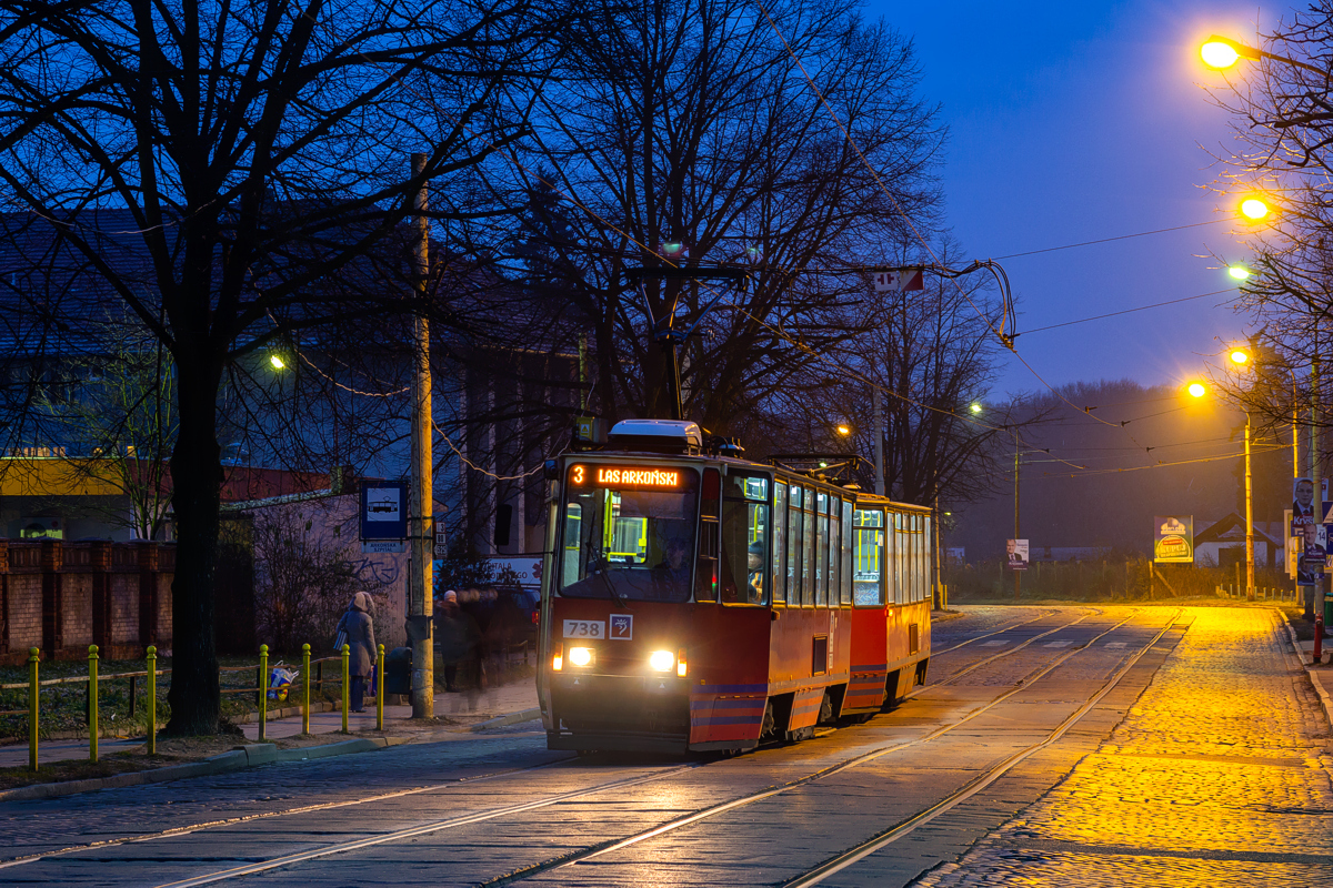 105Na #738+751: Szczecin, ul. Arkońska 