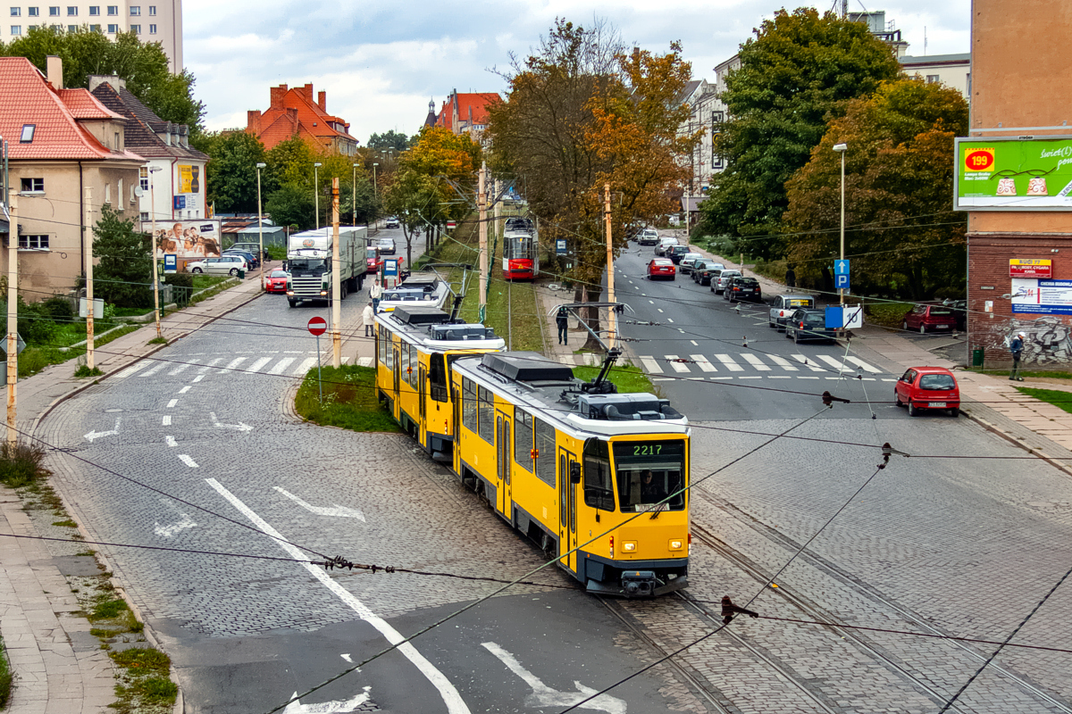 T6A2D #217+218+221: Szczecin, ul. Sikorskiego/Ku Słońcu 