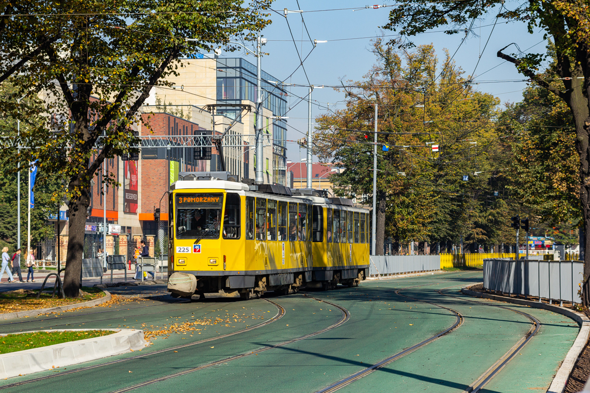 T6A2D #225+226: Szczecin, al. Niepodległości 