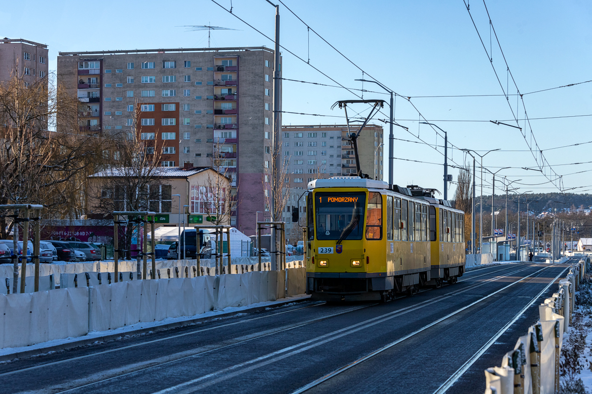 T6A2D #239+240: Szczecin, ul. Szafera
