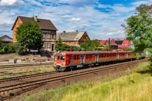 EN57-1229: Białośliwie