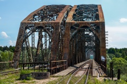 Most kolejowy nad Bugiem we Fronołowie